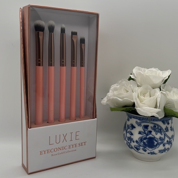 LUXIE 5-Piece Rose Gold Eyeconic Brush Set - Picture 1 of 8